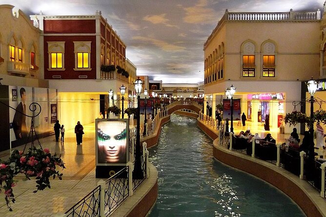 Private Half-day Shopping Tour, Corniche Stop and Doha Skyline - What the private guide adds