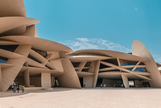 Private Photoshoot in Doha with All Must-See Sites - What the photographer adds