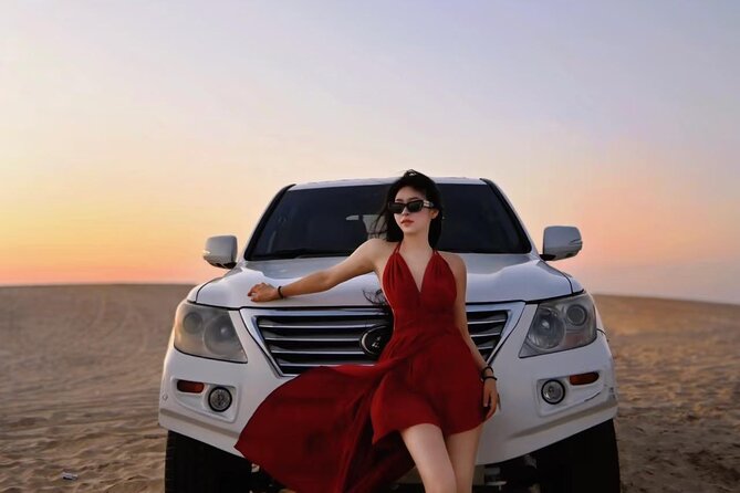 Private Sealine Beach Tour with Desert Activities - Sandboarding gives you time on the dunes