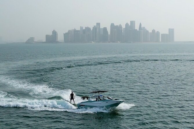 Private Wakesurfing or Wakeboarding along Doha's skyline - Key points at a glance