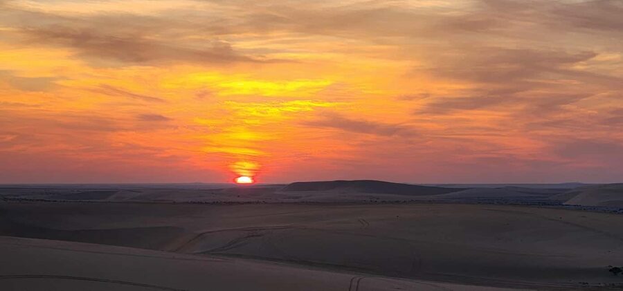 Sunrise or Sunset desert Safari with Sandboarding in Qatar - How the guides affect the experience