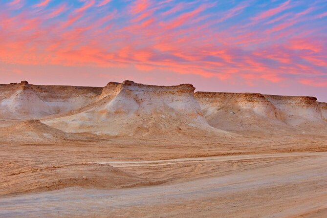 Sunset Keshta at Zekreet | Art, Adventure & Arabian Picnic - Meeting Richard Serra’s East-West/West-East sculptures