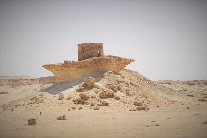West Coast tour, Zekreet, Richard Serra Sculpture, Mushroom Rock Formation - The Cinema City warning