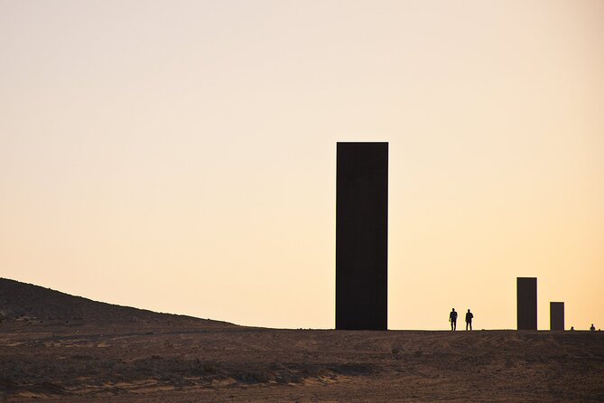 West Of Qatar, Mushroom Rocks, Camel Racing Track, Richard Serra - What the private format adds to the experience