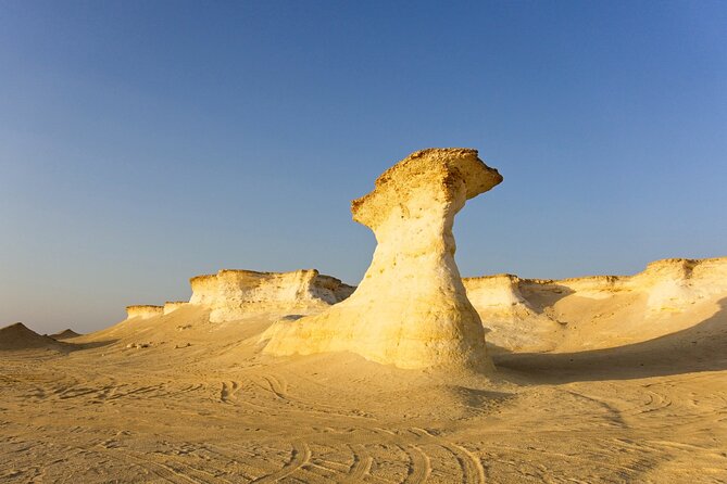 West of Qatar Tour || Richard Serra || Mushroom Rock Formation - Why western Qatar is worth your morning