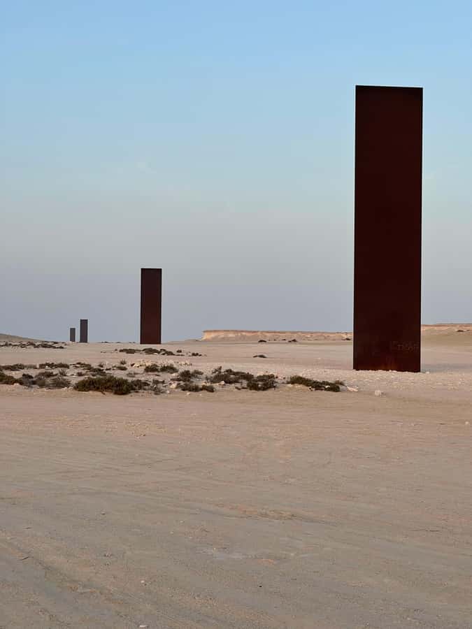 West Qatar tour to Richard Sierra sculpture,Umbrella Rock - Zekreet Fort Ruins and the late-day light